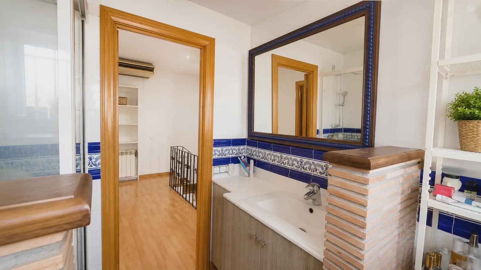 5 soverom Kjedet enebolig til salgs i Sant Pere de Ribes med svømmebasseng garasje - € 560 000 (Ref: 10106592)