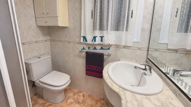Piso de 4 habitaciones en Vilanova i la Geltrú en venta - 225.000 € (Ref: 10127339)