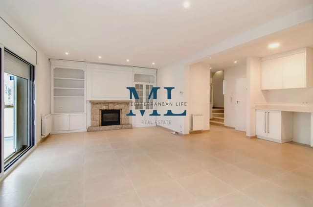 Adosado de 3 habitaciones en Sant Pere de Ribes en venta con garaje - 590.000 € (Ref: 10130910)
