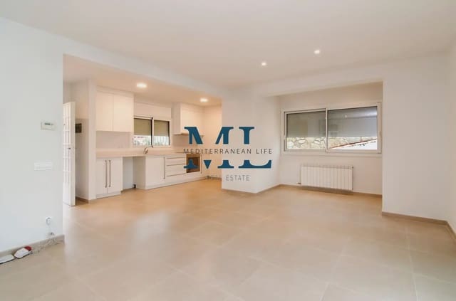 Adosado de 3 habitaciones en Sant Pere de Ribes en venta con garaje - 590.000 € (Ref: 10130910)
