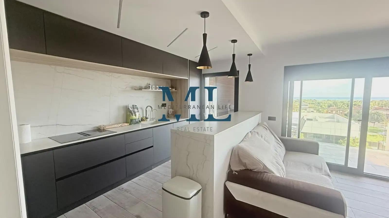 5 quarto Penthouse para venda em Vilanova i la Geltru com piscina garagem - 660 000 € (Ref: 10147486)