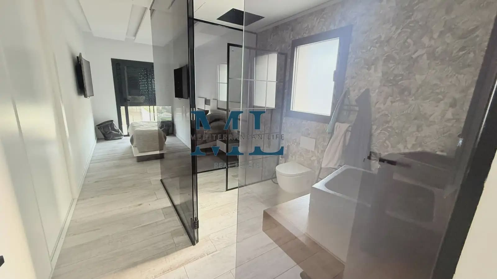 5 quarto Penthouse para venda em Vilanova i la Geltru com piscina garagem - 660 000 € (Ref: 10147486)