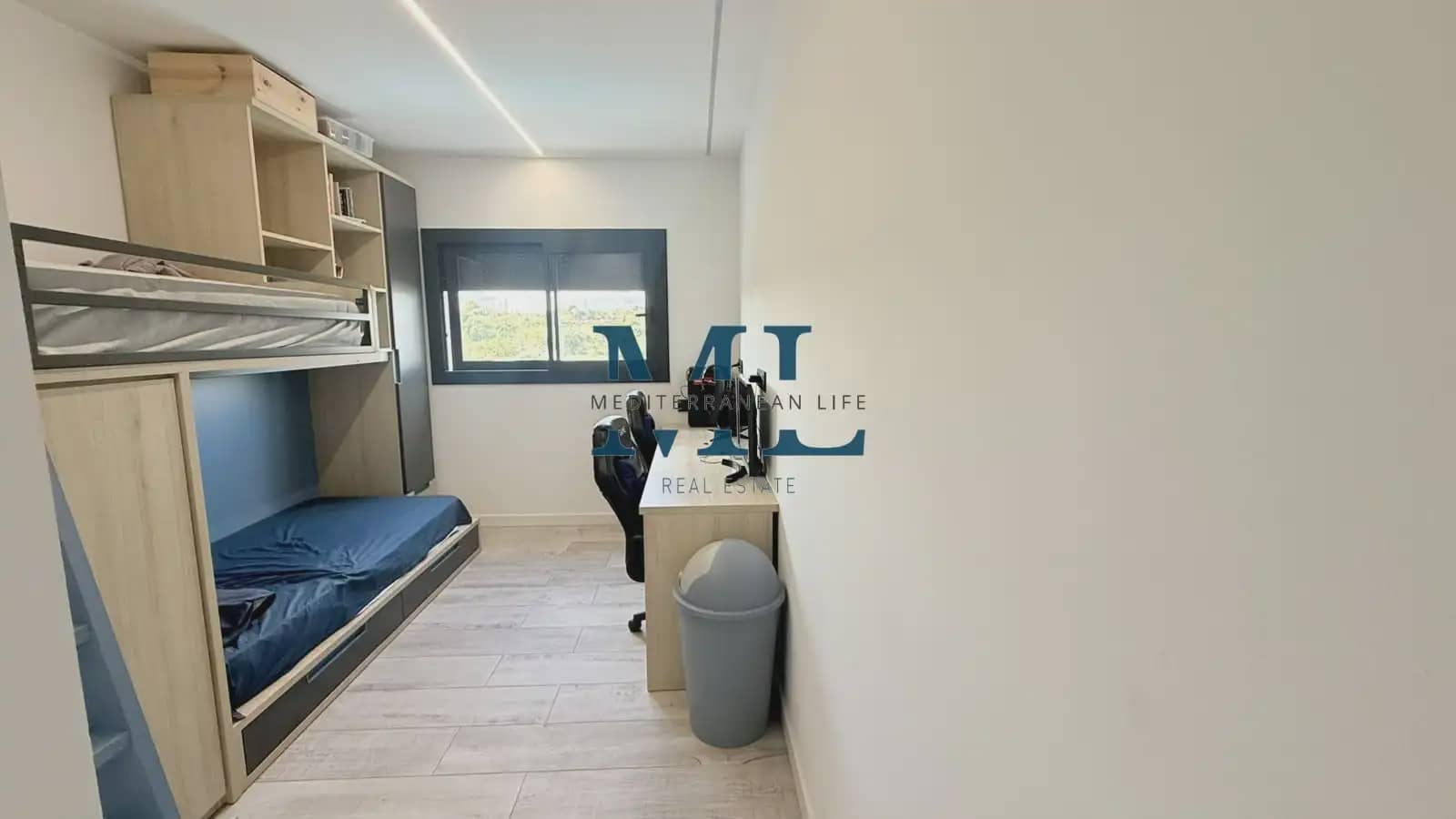 5 quarto Penthouse para venda em Vilanova i la Geltru com piscina garagem - 660 000 € (Ref: 10147486)