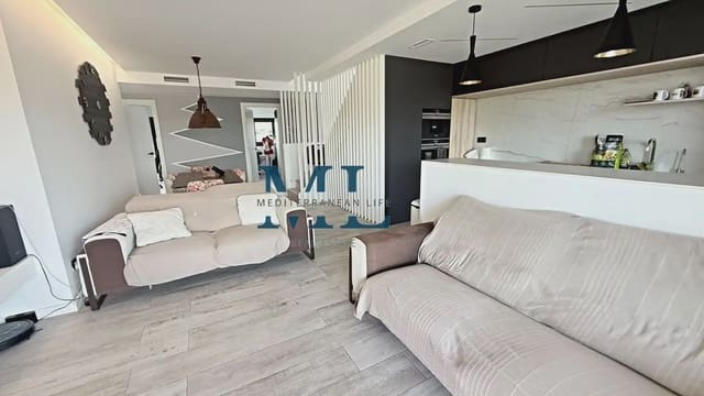 5 quarto Penthouse para venda em Vilanova i la Geltrú com piscina garagem - 660 000 € (Ref: 10147486)