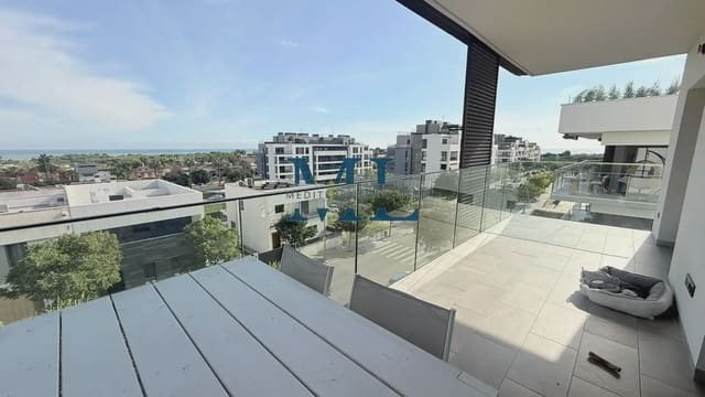 5 quarto Penthouse para venda em Vilanova i la Geltrú com piscina garagem - 660 000 € (Ref: 10147486)