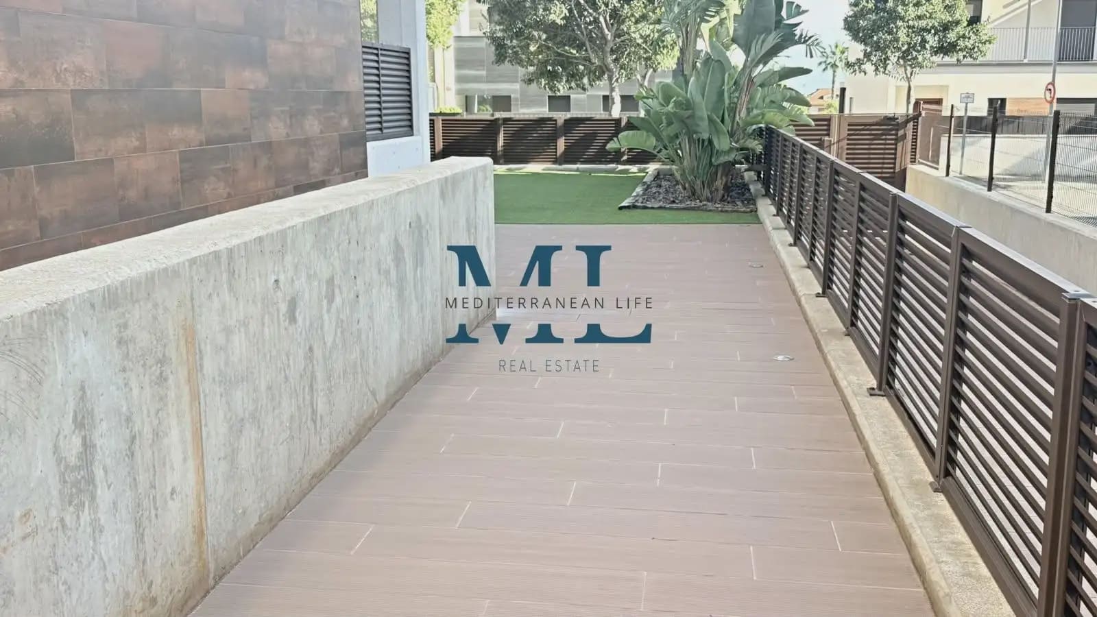 5 quarto Penthouse para venda em Vilanova i la Geltru com piscina garagem - 660 000 € (Ref: 10147486)