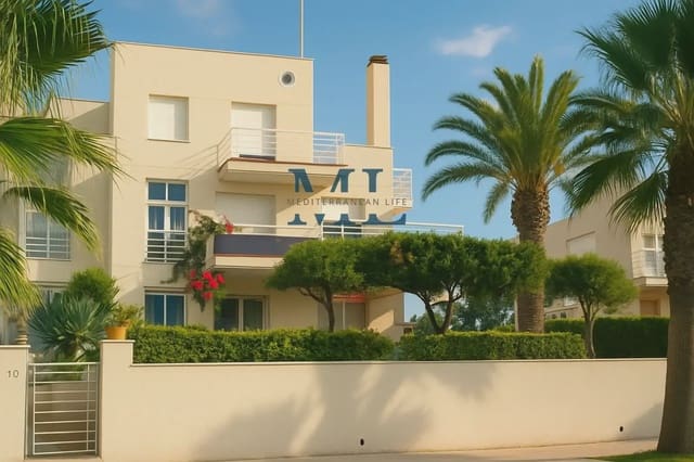 4 bedroom Terraced Villa for sale in Vilanova i la Geltrú with garage - € 670,000 (Ref: 10154015)
