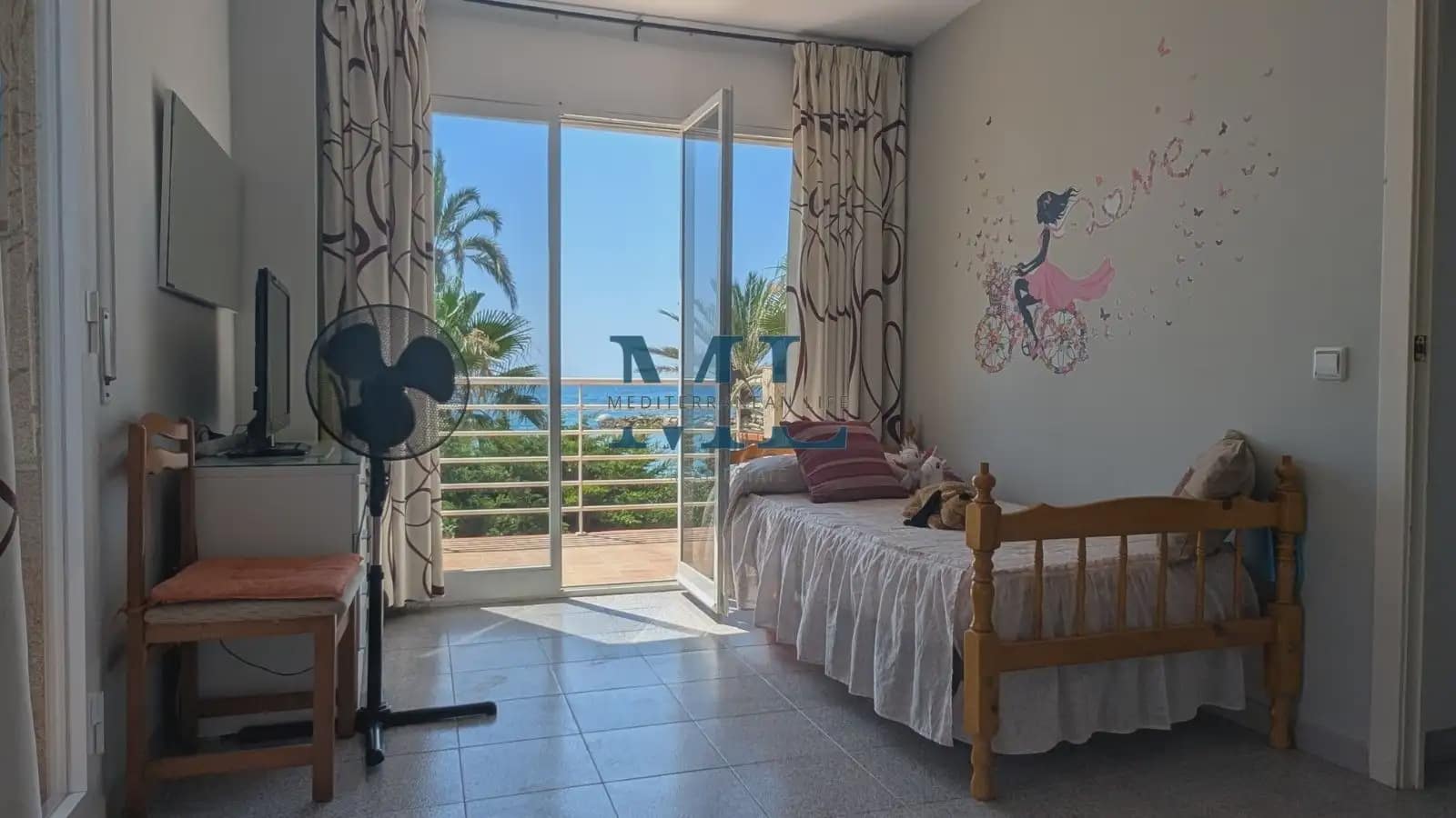 4 bedroom Terraced Villa for sale in Vilanova i la Geltru with garage - € 670,000 (Ref: 10154015)