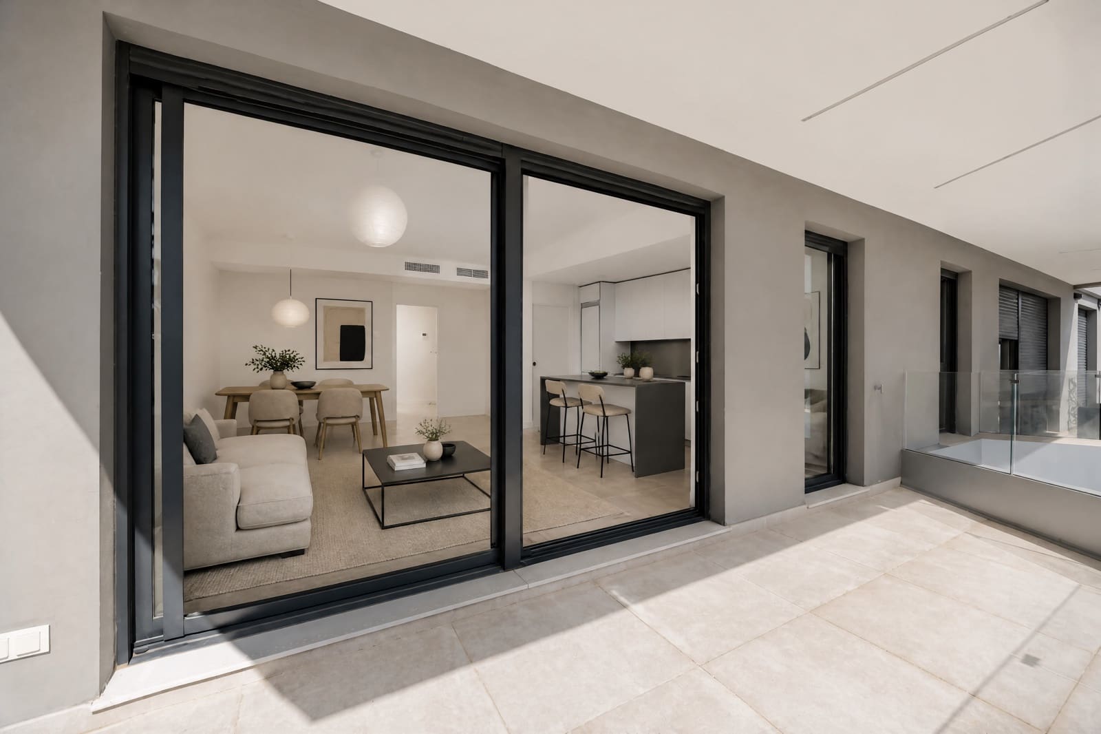 3 soverom Leilighet til salgs i Malaga by med svømmebasseng garasje - € 985 000 (Ref: 10057842)