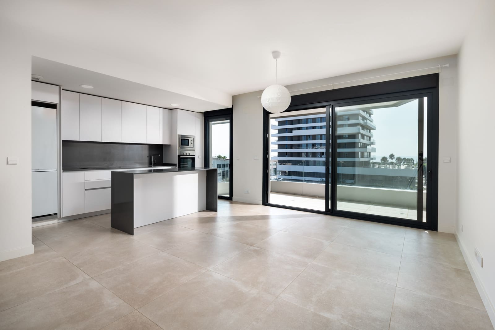 3 soverom Leilighet til salgs i Malaga by med svømmebasseng garasje - € 985 000 (Ref: 10057842)