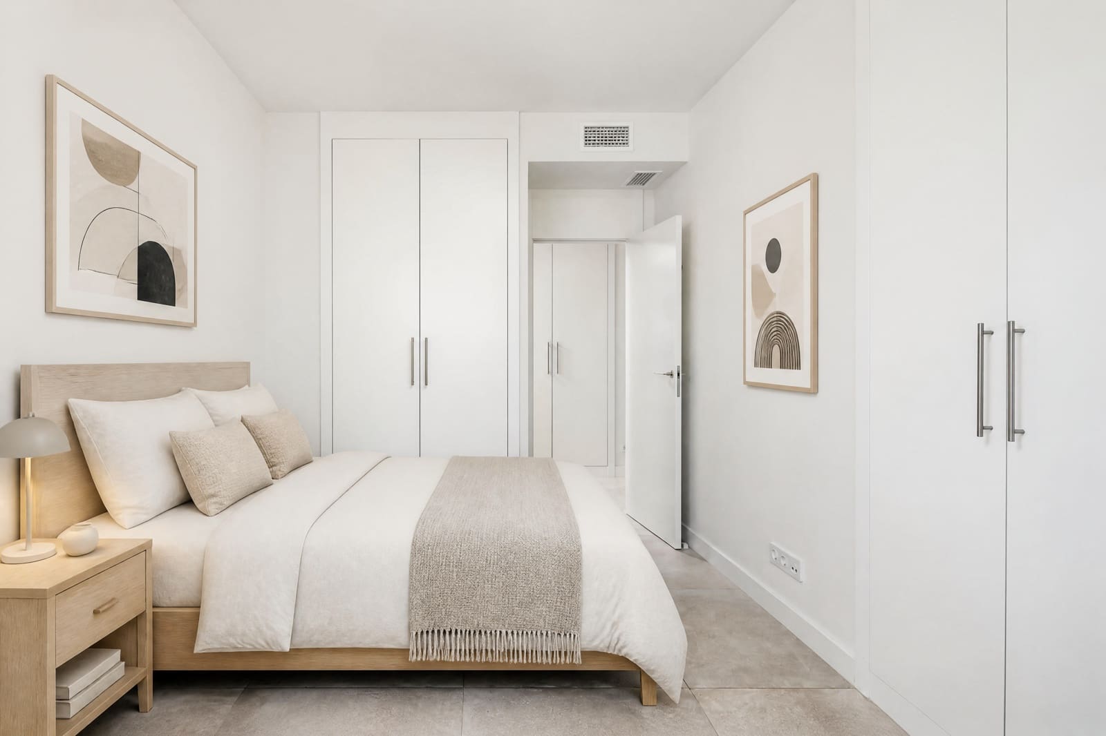 3 soverom Leilighet til salgs i Malaga by med svømmebasseng garasje - € 985 000 (Ref: 10057842)