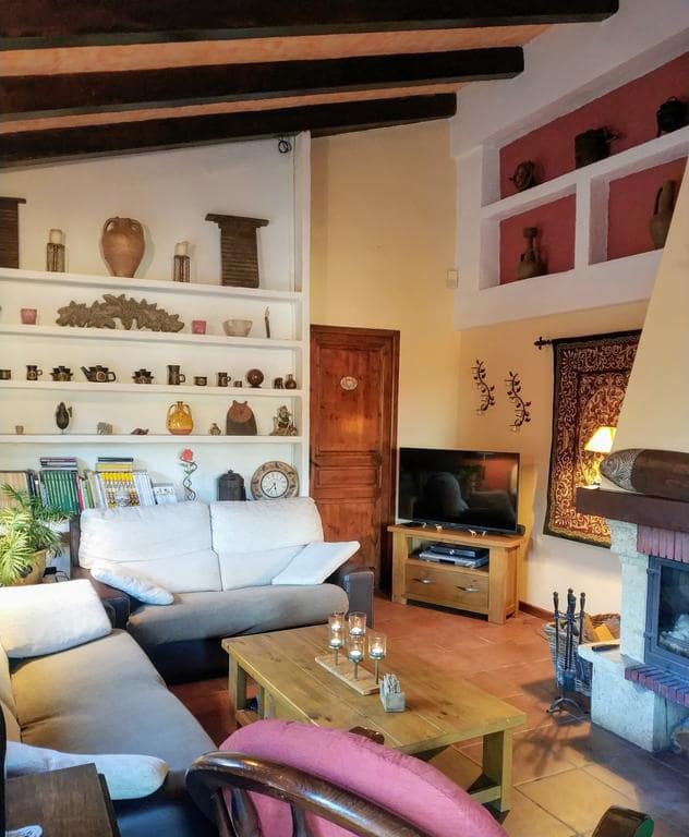 5 bedroom Finca/Country House for sale in Pratdip with pool garage - € 750,000 (Ref: 10057557)