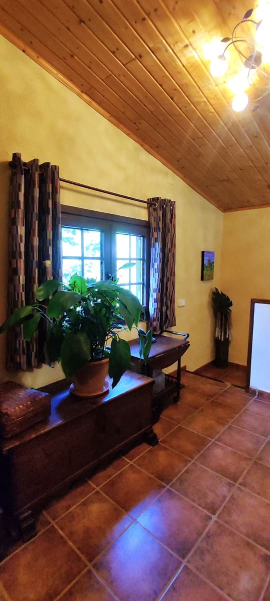 5 bedroom Finca/Country House for sale in Pratdip with pool garage - € 750,000 (Ref: 10057557)