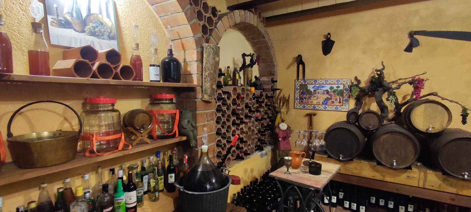 5 bedroom Finca/Country House for sale in Pratdip with pool garage - € 750,000 (Ref: 10057557)