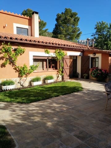 5 Zimmer Finca/Landgut zu verkaufen in Pratdip mit Pool Garage - 750.000 € (Ref: 10057557)