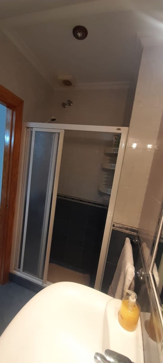 3 makuuhuone Omakotitalo myytävänä paikassa Puerto de la Torre mukana 
autotalli - 419 500 € (Ref: 10049605)