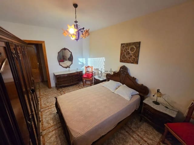 4 bedroom Flat for sale in El Tomillar, Málaga city - € 319,000 (Ref: 10049615)