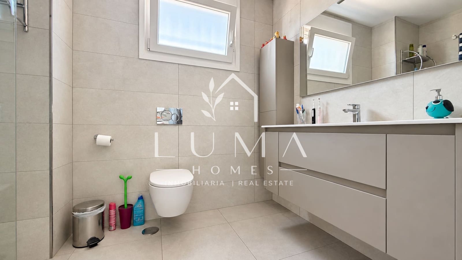 Finca/Casa Rural de 5 habitaciones en Cómpeta en venta con piscina - 790.000 € (Ref: 10138986)
