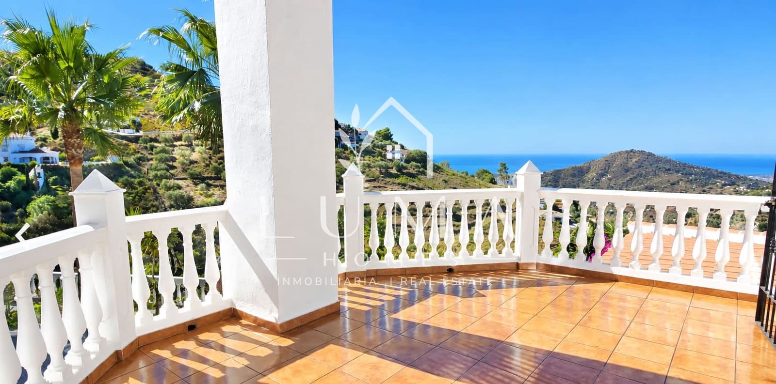 Finca/Casa Rural de 5 habitaciones en Cómpeta en venta con piscina - 790.000 € (Ref: 10138986)