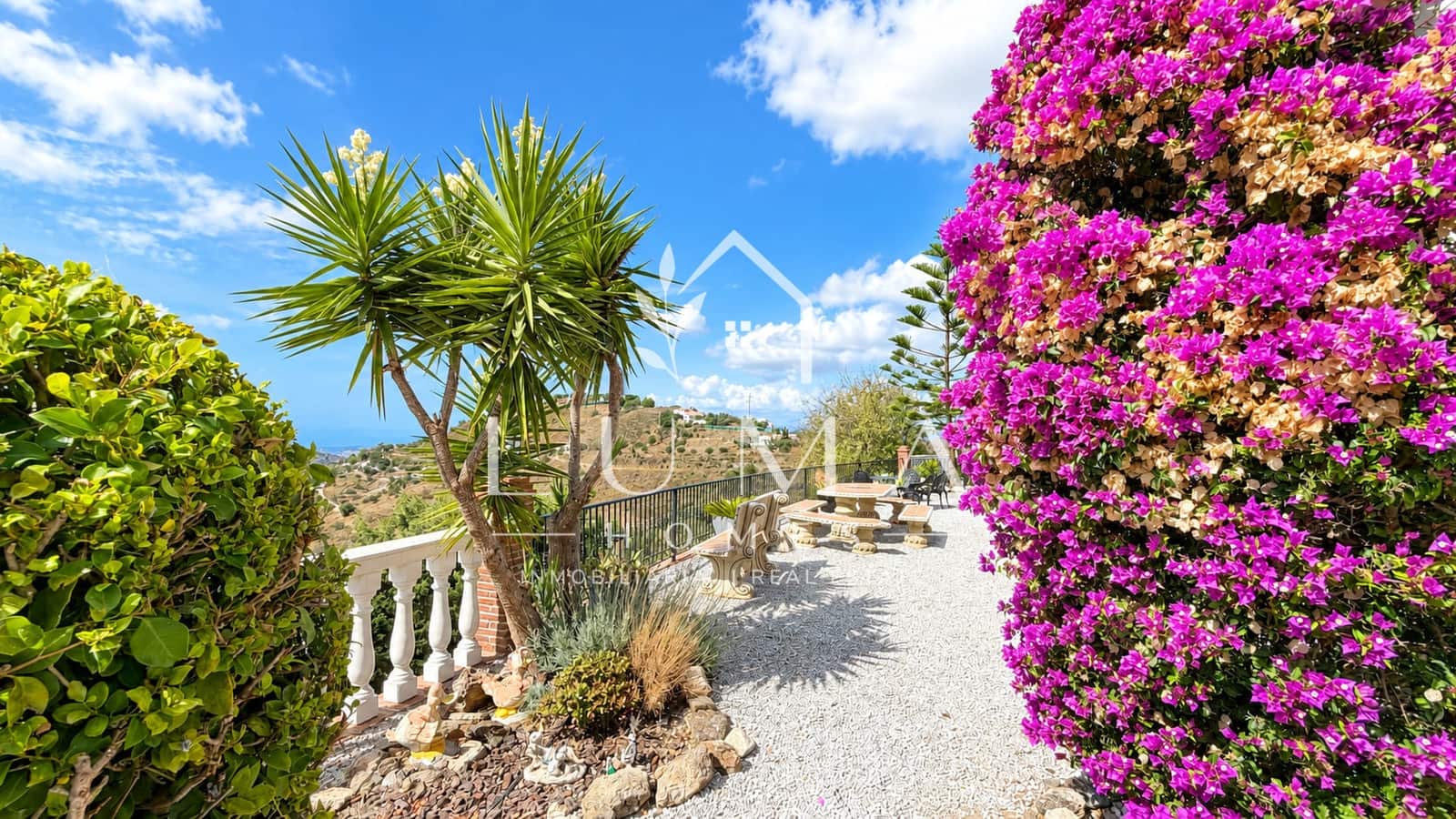 Finca/Casa Rural de 5 habitaciones en Cómpeta en venta con piscina - 790.000 € (Ref: 10138986)
