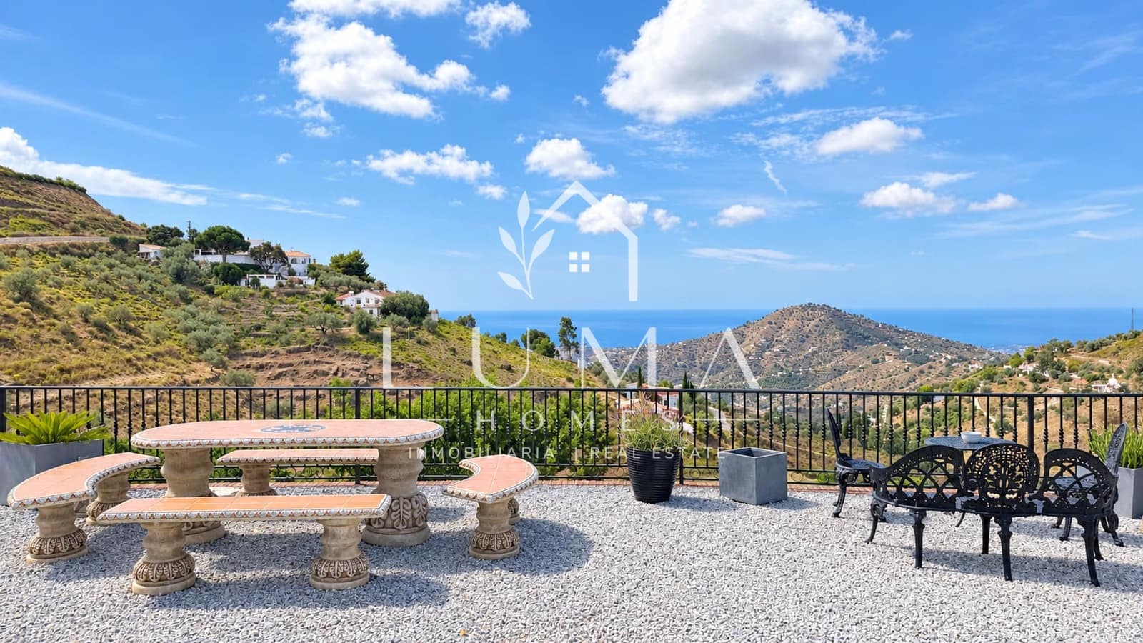 Finca/Casa Rural de 5 habitaciones en Cómpeta en venta con piscina - 790.000 € (Ref: 10138986)