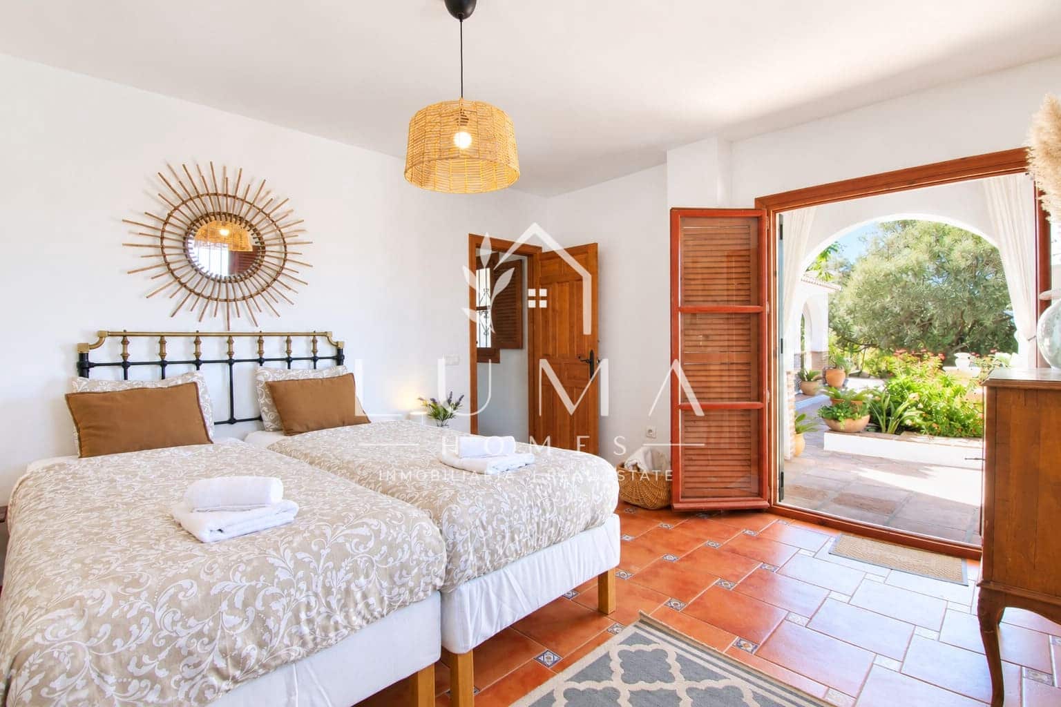 6 bedroom Finca/Country House for sale in Competa with pool - € 985,000 (Ref: 10138987)