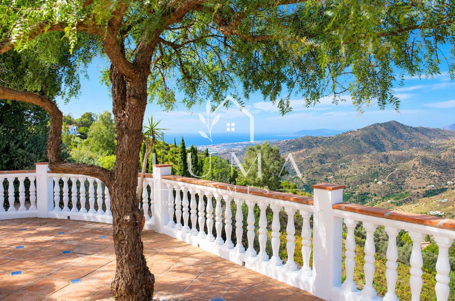6 bedroom Finca/Country House for sale in Competa with pool - € 985,000 (Ref: 10138987)