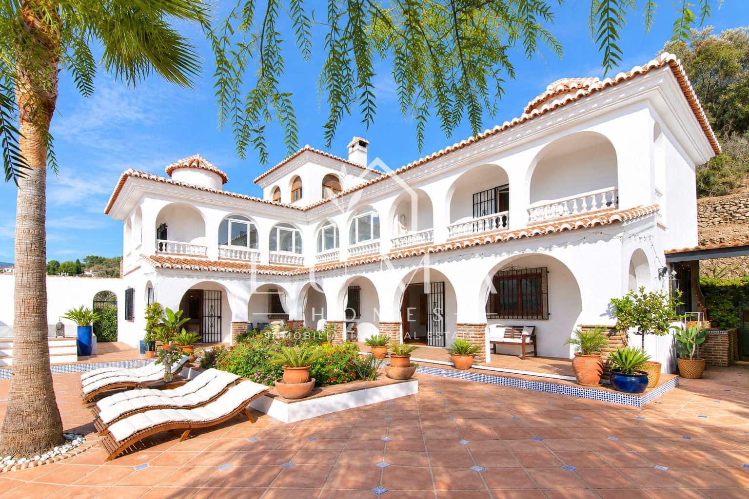 6 bedroom Finca/Country House for sale in Competa with pool - € 985,000 (Ref: 10138987)