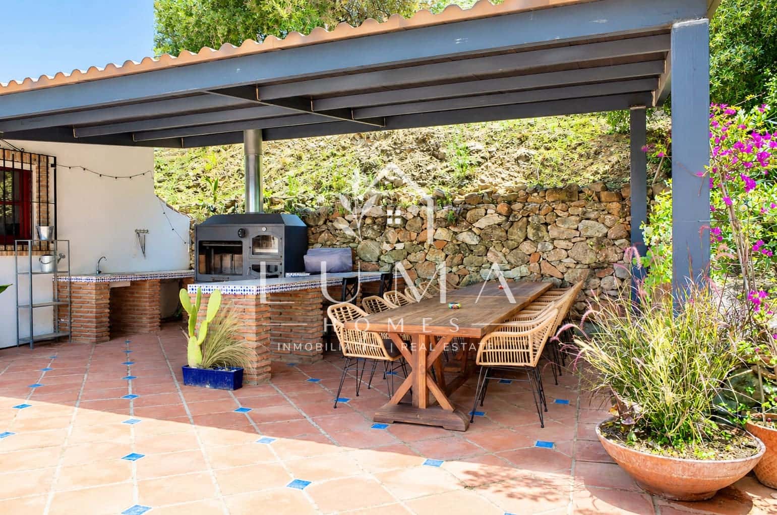6 bedroom Finca/Country House for sale in Competa with pool - € 985,000 (Ref: 10138987)