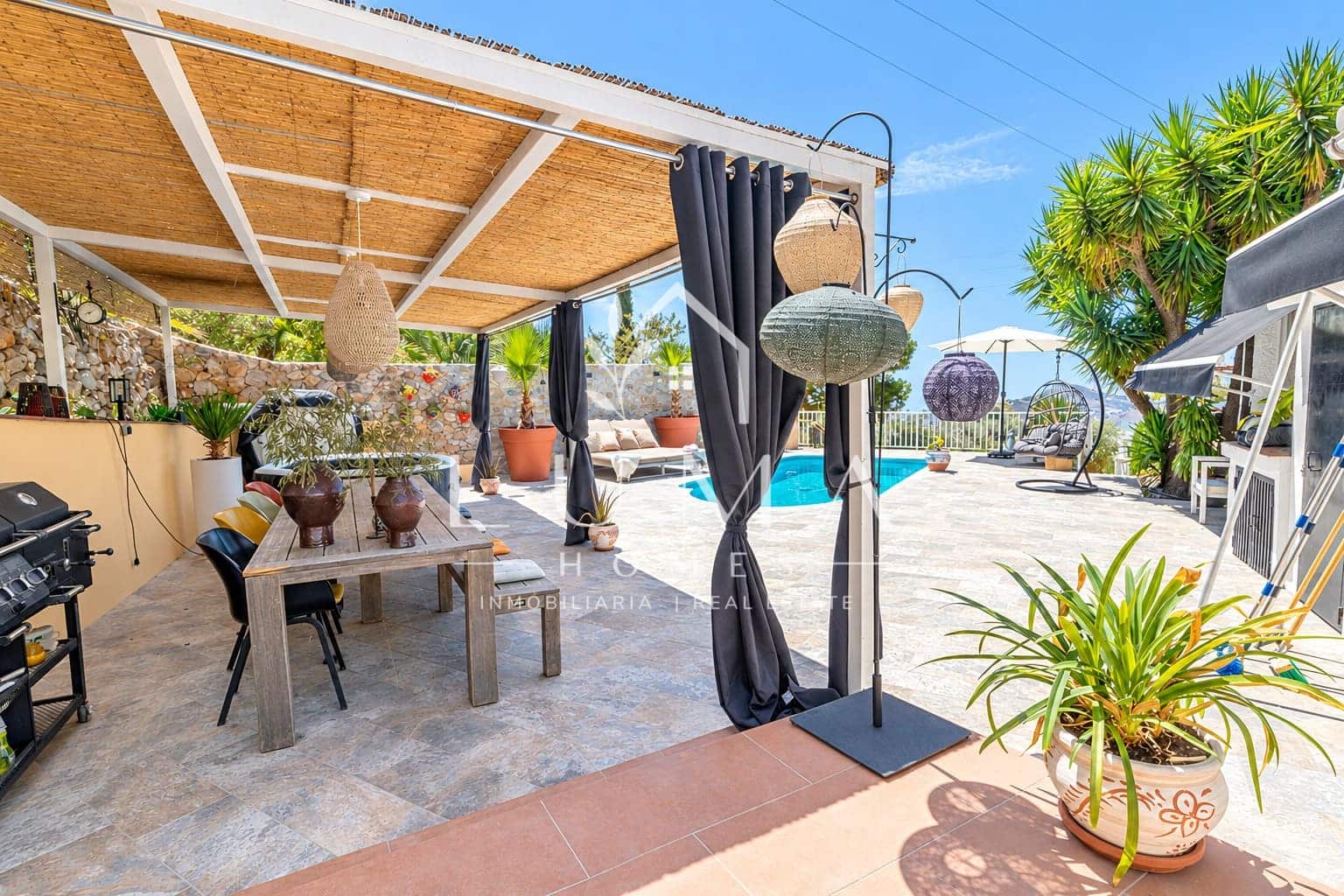 Finca/Casa Rural de 2 habitaciones en Cómpeta en venta con piscina - 480.000 € (Ref: 10139023)