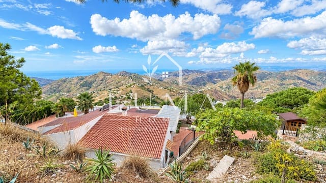 Finca/Casa Rural de 3 habitaciones en Cómpeta en venta - 410.000 € (Ref: 10139040)