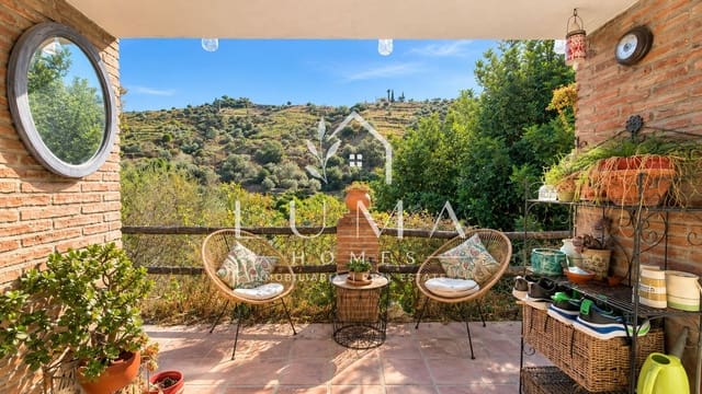 Finca/Casa Rural de 3 habitaciones en Archez en venta con piscina - 375.000 € (Ref: 10139063)