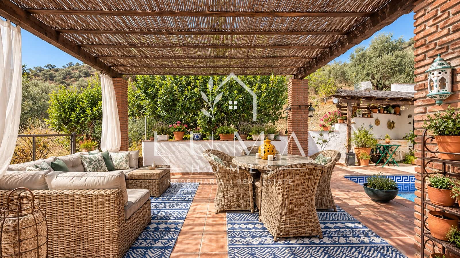 Finca/Casa Rural de 3 habitaciones en Archez en venta con piscina - 375.000 € (Ref: 10139063)