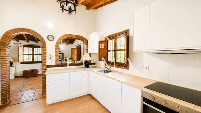 Finca/Casa Rural de 3 habitaciones en Cómpeta en venta con piscina - 395.000 € (Ref: 10139066)