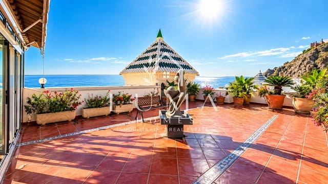 3 makuuhuone Kattohuoneisto myytävänä paikassa Torrox-Costa, Torrox mukana uima-altaan 
autotalli - 870 000 € (Ref: 10153246)