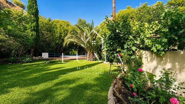 5 Zimmer Finca/Landgut zu verkaufen in Canillas de Albaida mit Pool Garage - 395.000 € (Ref: 10153247)