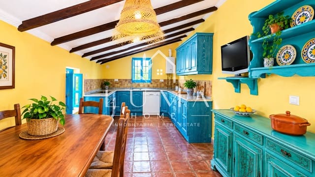 5 Zimmer Finca/Landgut zu verkaufen in Canillas de Albaida mit Pool Garage - 395.000 € (Ref: 10153247)
