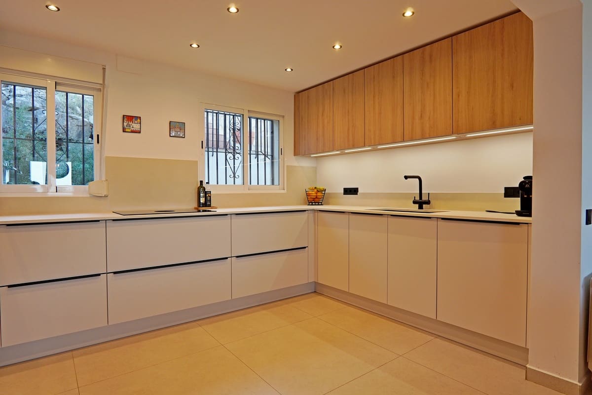 3 chambre Villa/Maison à vendre à Monte Solana avec piscine garage - 525 000 € (Ref: 10062521)