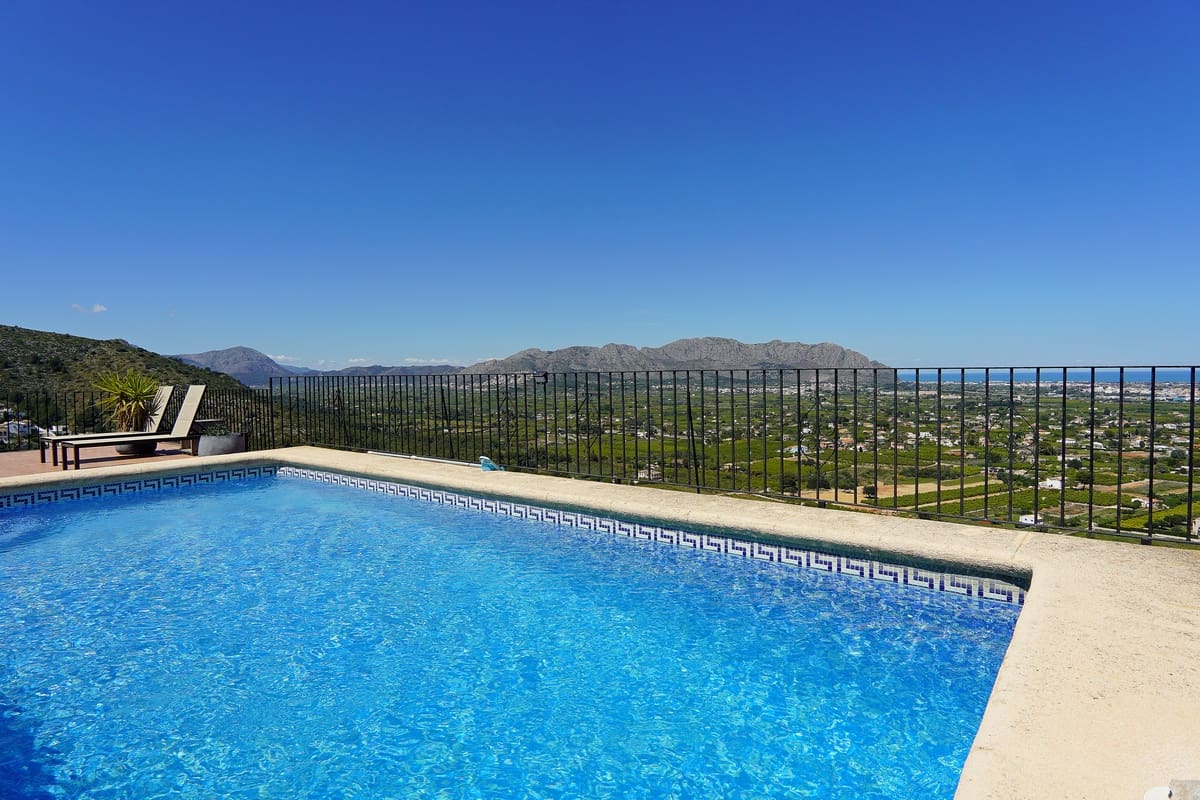 3 chambre Villa/Maison à vendre à Monte Solana avec piscine garage - 525 000 € (Ref: 10062521)