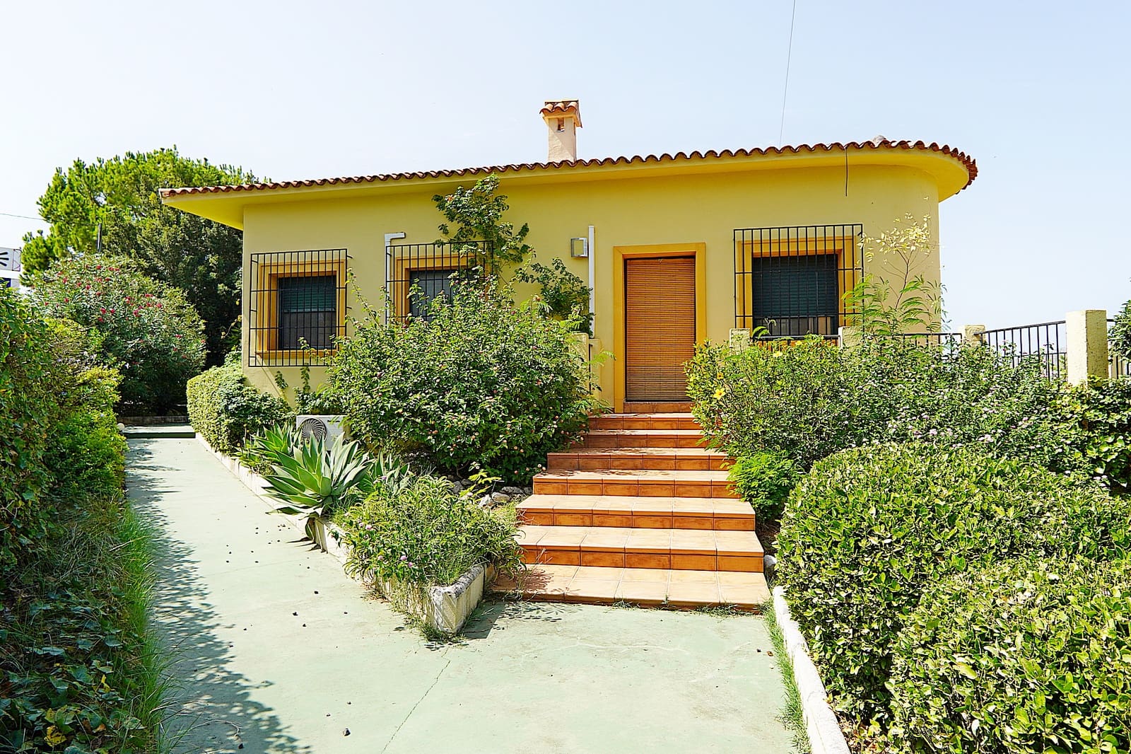 4 slaapkamer Villa te koop in Benidoleig met zwembad garage - € 895.000 (Ref: 10068107)