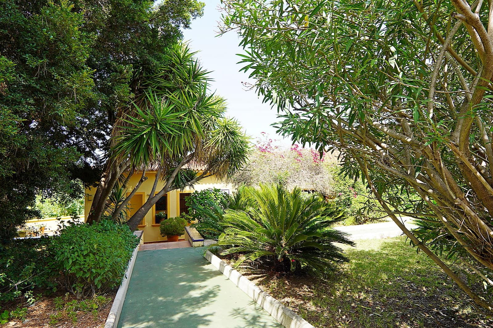 4 slaapkamer Villa te koop in Benidoleig met zwembad garage - € 895.000 (Ref: 10068107)