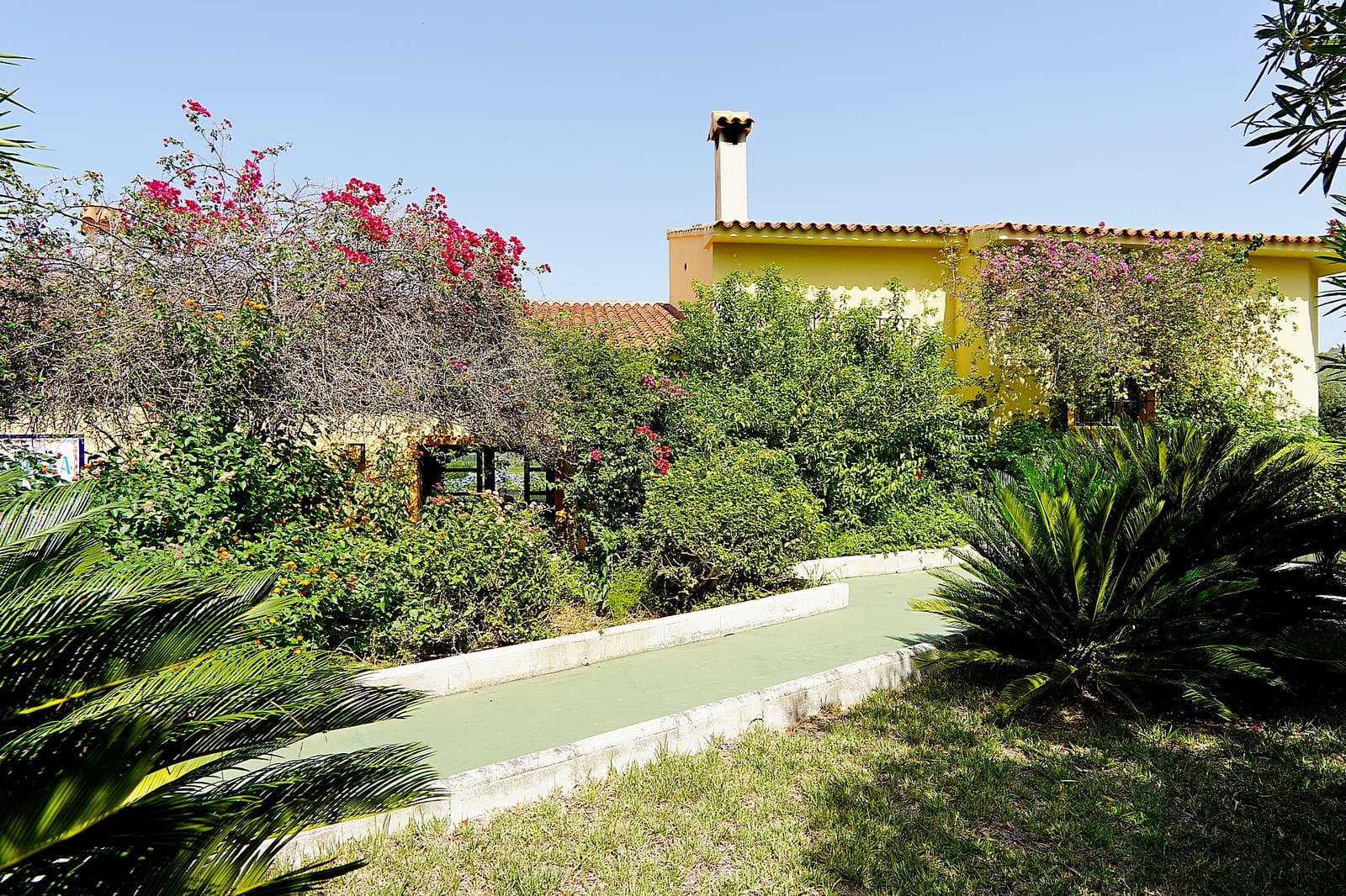 4 slaapkamer Villa te koop in Benidoleig met zwembad garage - € 895.000 (Ref: 10068107)