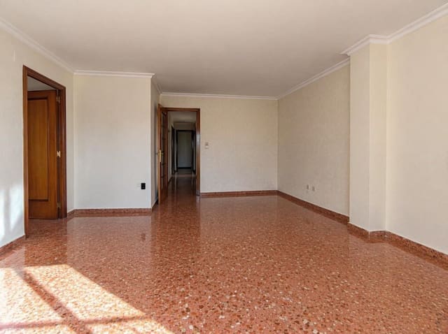 4 soveværelse Penthouse til salg i Alaquàs med garage - € 359.000 (Ref: 10057555)