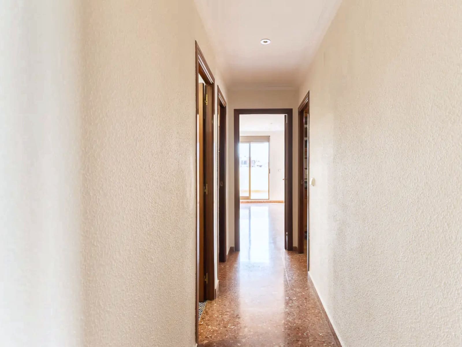 4 bedroom Penthouse for sale in Alaquas with garage - € 349,000 (Ref: 10057555)