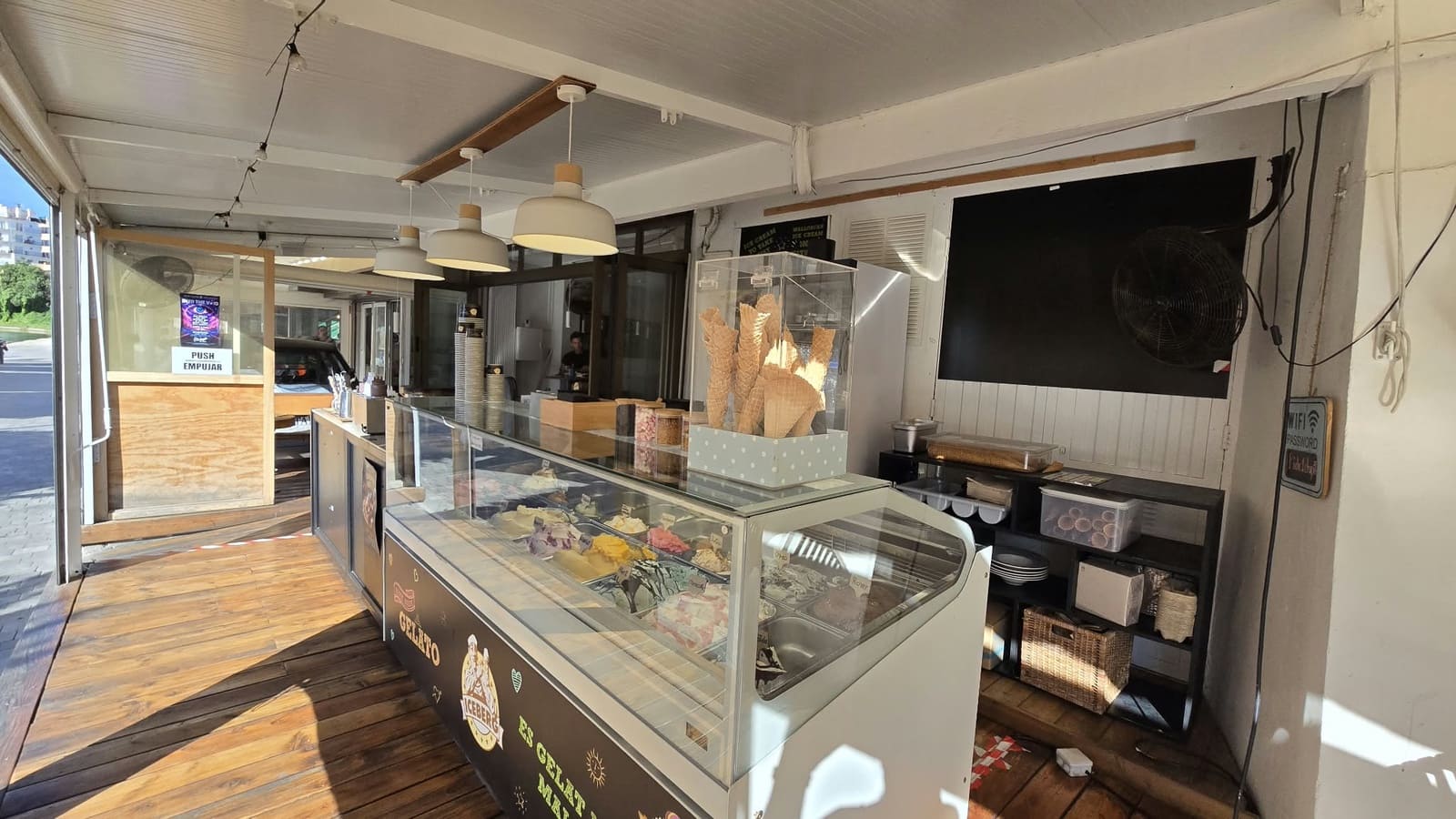 Business for rent in Porto Cristo Novo - € 1,530 (Ref: 10124746)