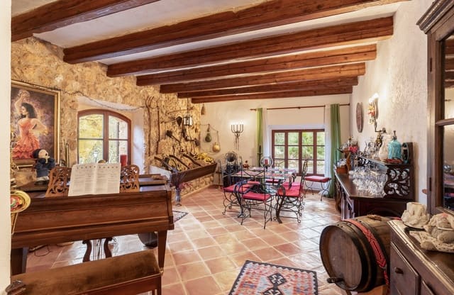 6 sovrum Finca/Hus på landet till salu i Algaida med pool garage - 2 750 000 € (Ref: 10135076)