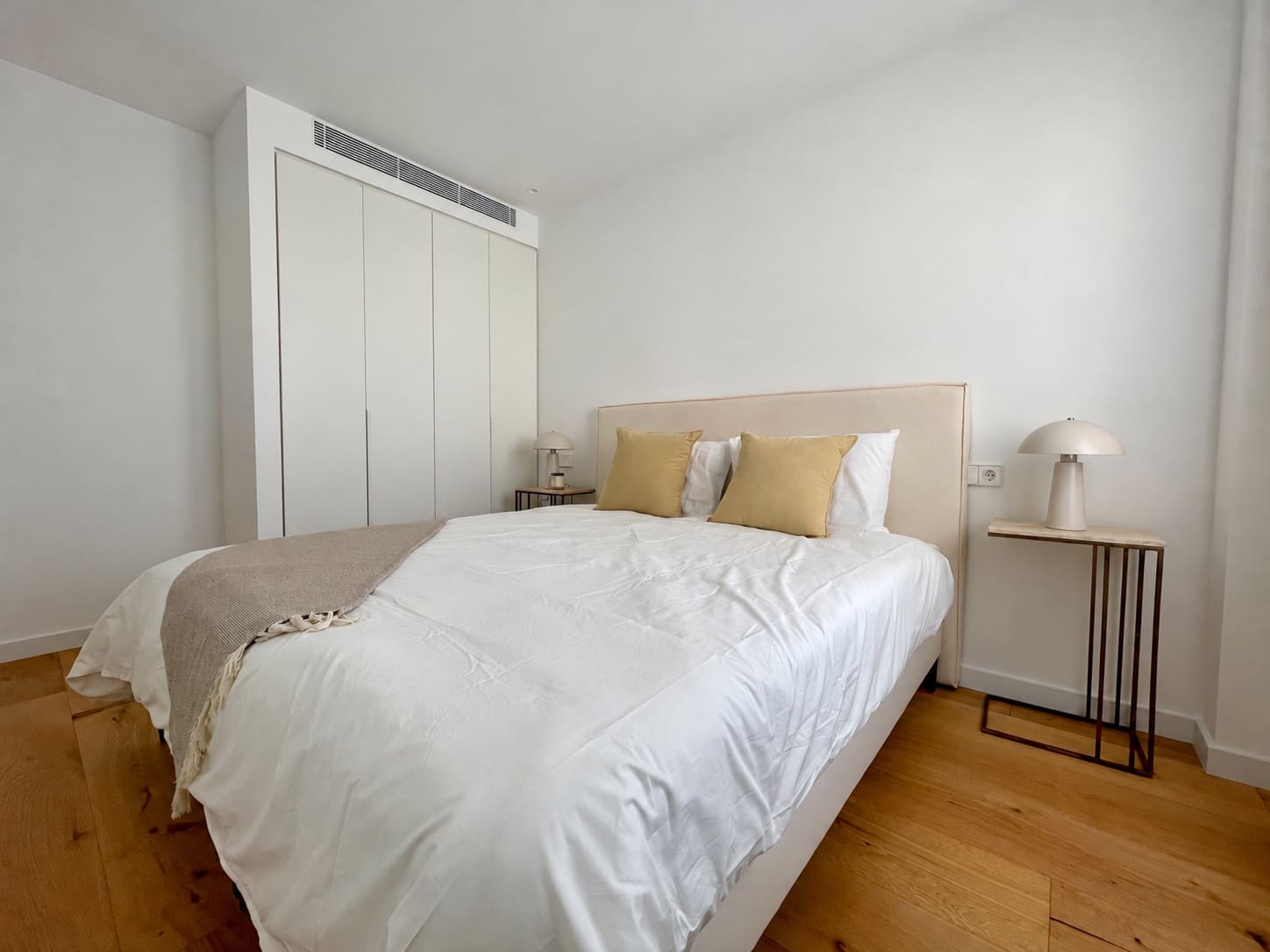 3 slaapkamer Rijtjeshuis te koop in Portixol met zwembad garage - € 1.950.000 (Ref: 10163495)