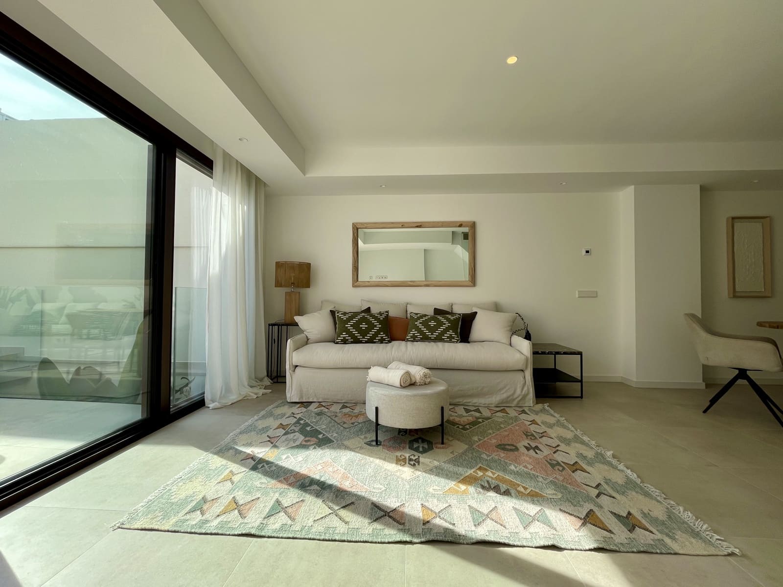 3 slaapkamer Rijtjeshuis te koop in Portixol met zwembad garage - € 1.950.000 (Ref: 10163495)