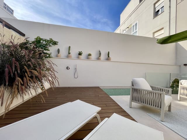 3 slaapkamer Rijtjeshuis te koop in Portixol, Palma de Mallorca met zwembad garage - € 1.950.000 (Ref: 10163495)