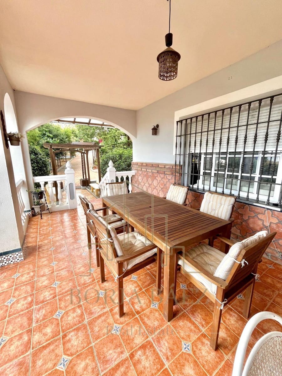 Chalet de 3 habitaciones en Benajarafe en venta - 740.000 € (Ref: 10076736)